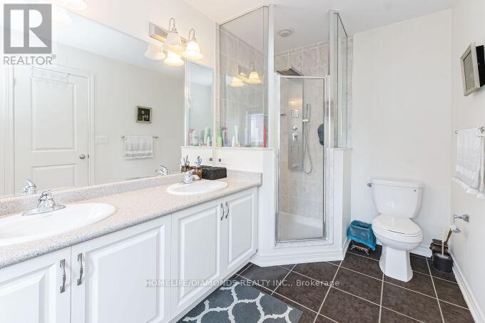 4 Foliage Drive, Brampton, Ontario  L7A 4M6 - Photo 29 - W12412884