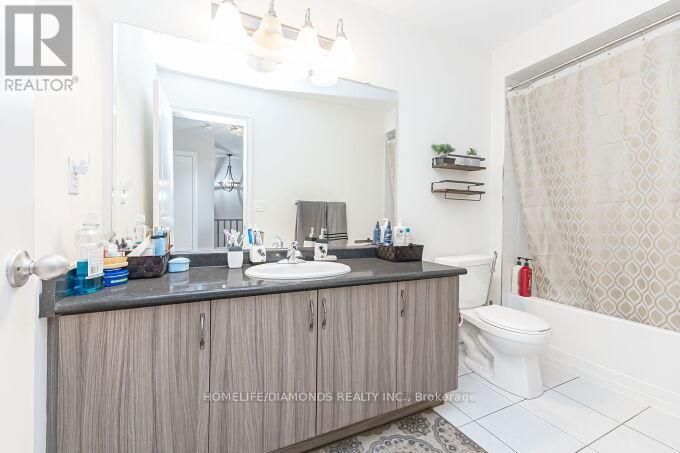 4 Foliage Drive, Brampton, Ontario  L7A 4M6 - Photo 35 - W12412884