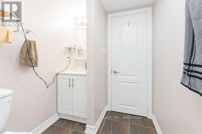 4 Foliage Drive, Brampton, Ontario  L7A 4M6 - Photo 44 - W12412884