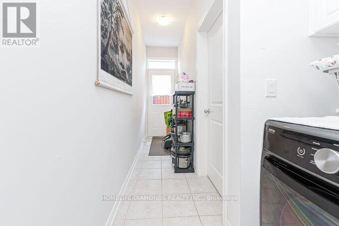 4 Foliage Drive, Brampton, Ontario  L7A 4M6 - Photo 47 - W12412884