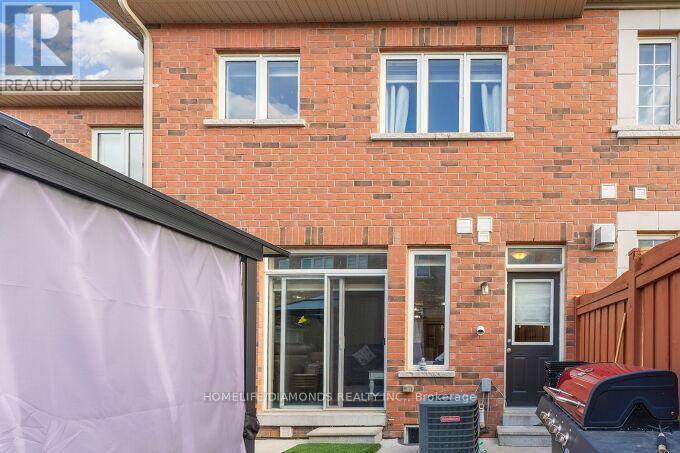 4 Foliage Drive, Brampton, Ontario  L7A 4M6 - Photo 49 - W12412884