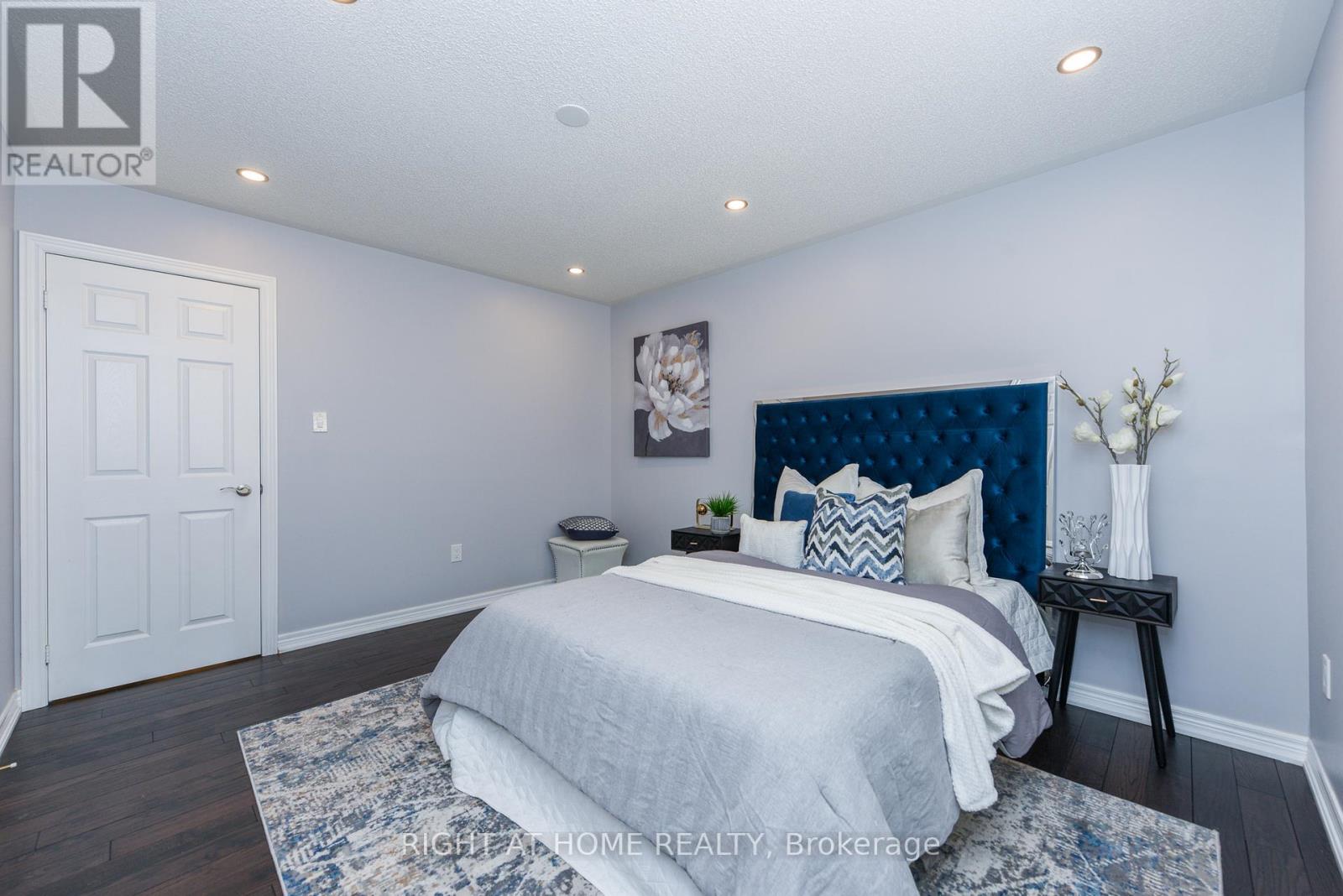 7148 Wrigley Court, Mississauga, Ontario  L5W 0C8 - Photo 14 - W12412904
