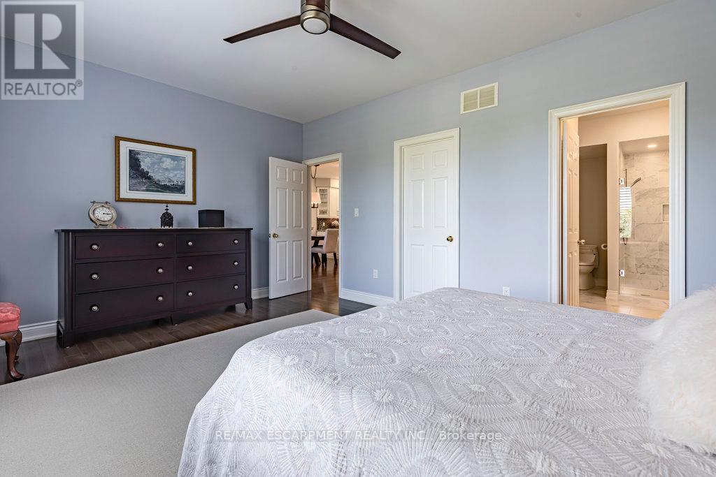 22 - 4220 Sarazen Drive, Burlington, Ontario  L7M 5C6 - Photo 21 - W12412914