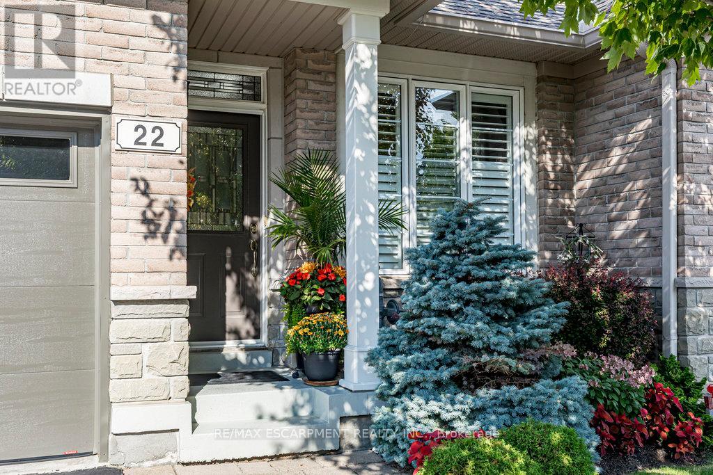 22 - 4220 Sarazen Drive, Burlington, Ontario  L7M 5C6 - Photo 3 - W12412914