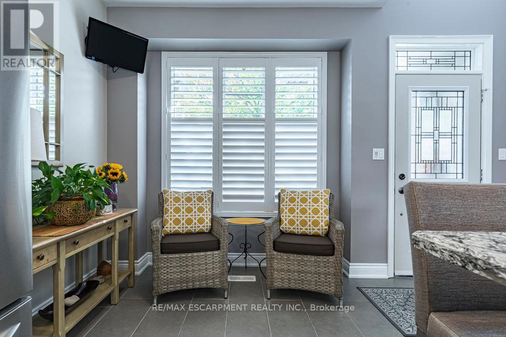 22 - 4220 Sarazen Drive, Burlington, Ontario  L7M 5C6 - Photo 5 - W12412914