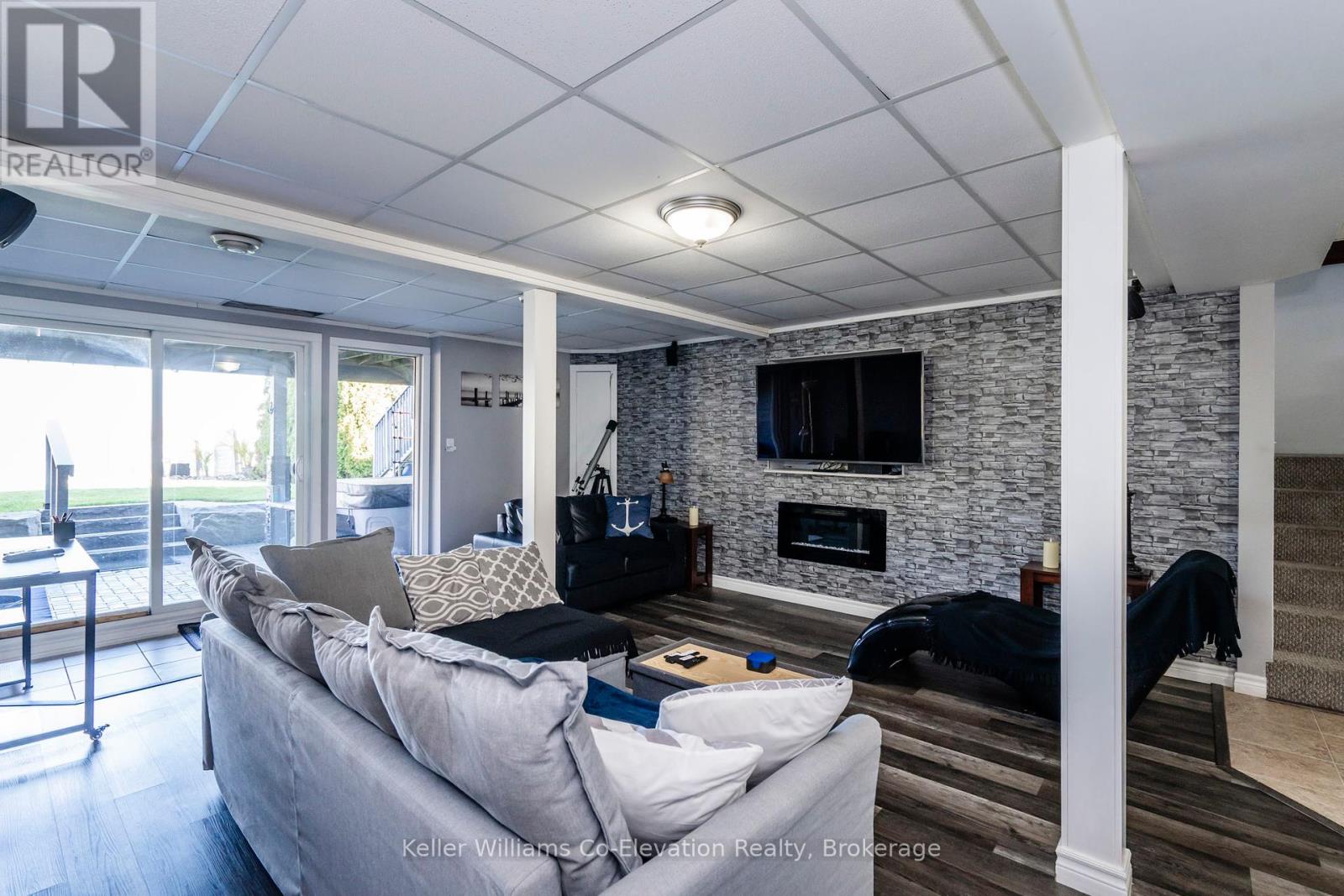 144 Grandview Road, Tay, Ontario  L0K 1R0 - Photo 20 - S12413040