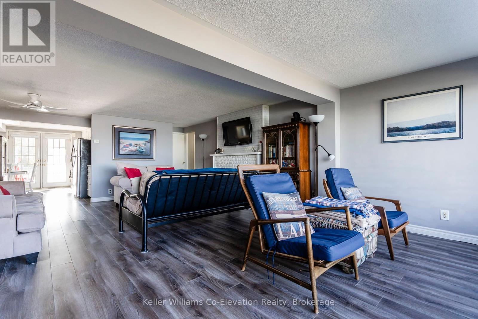 144 Grandview Road, Tay, Ontario  L0K 1R0 - Photo 7 - S12413040