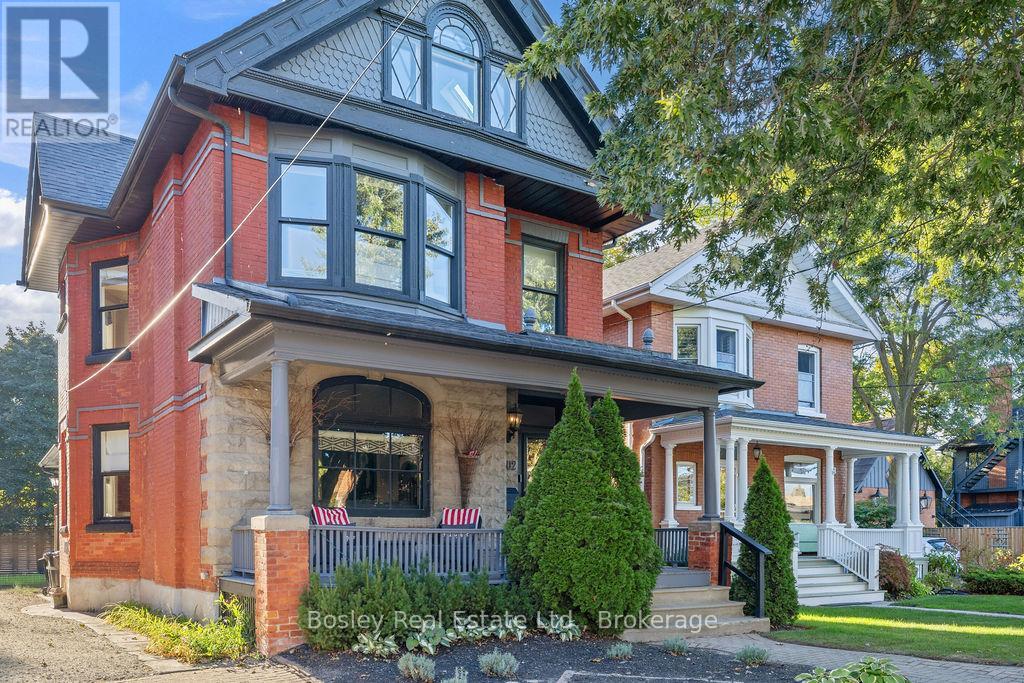 202 Pine Street, Collingwood, Ontario  L9Z 2P2 - Photo 2 - S12413078