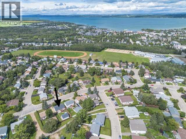 49 Sylvan Drive, Sylvan Lake, Alberta  T4S 1J6 - Photo 2 - A2249853