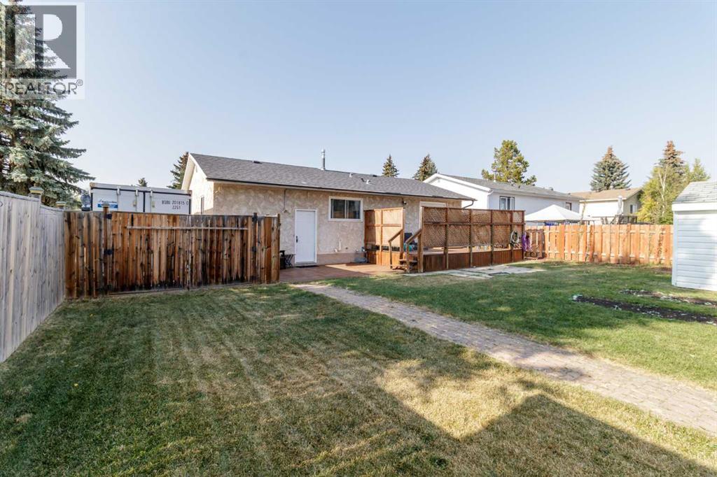 49 Sylvan Drive, Sylvan Lake, Alberta  T4S 1J6 - Photo 32 - A2249853