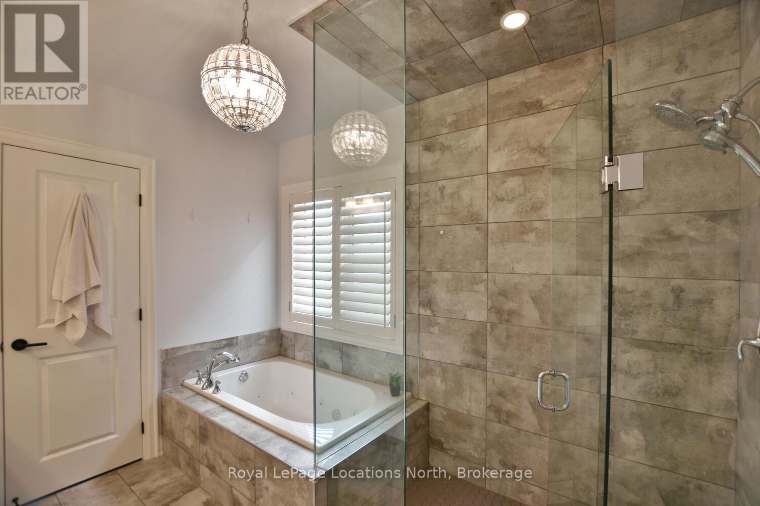 138 Crestview Court, Blue Mountains, Ontario  L9Y 0Z4 - Photo 26 - X12413069