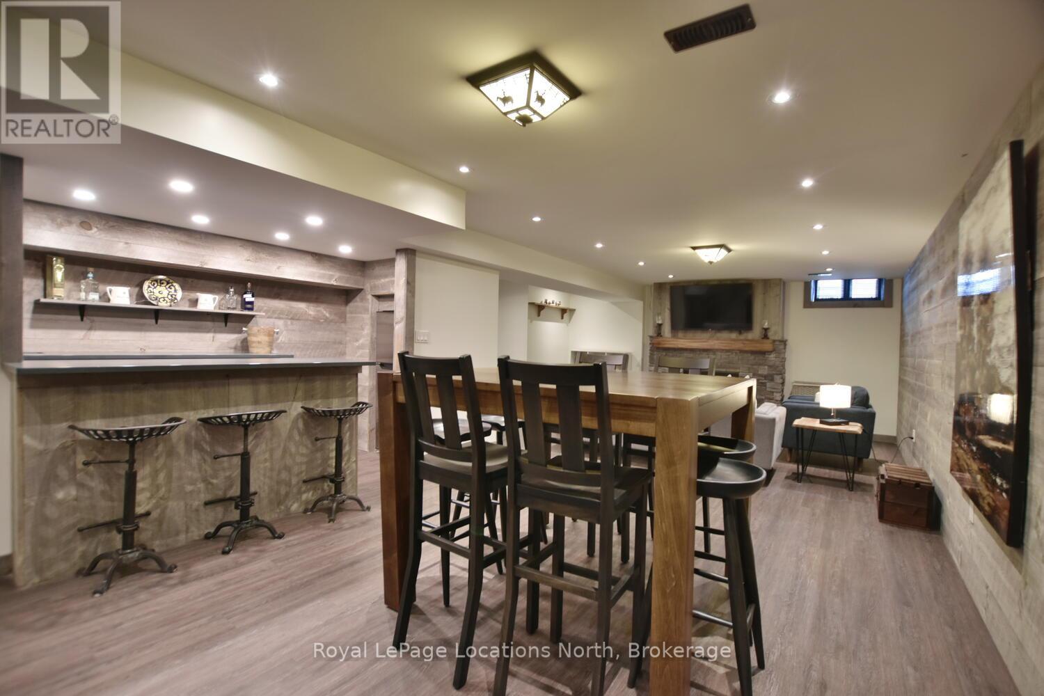 138 Crestview Court, Blue Mountains, Ontario  L9Y 0Z4 - Photo 36 - X12413069