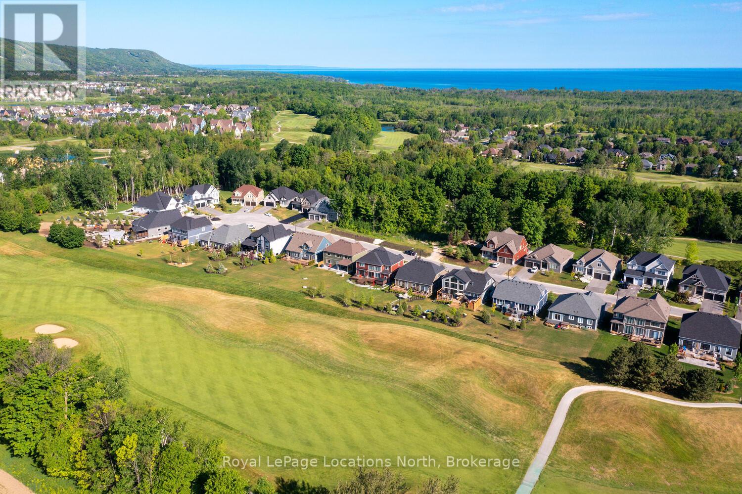 138 Crestview Court, Blue Mountains, Ontario  L9Y 0Z4 - Photo 43 - X12413069