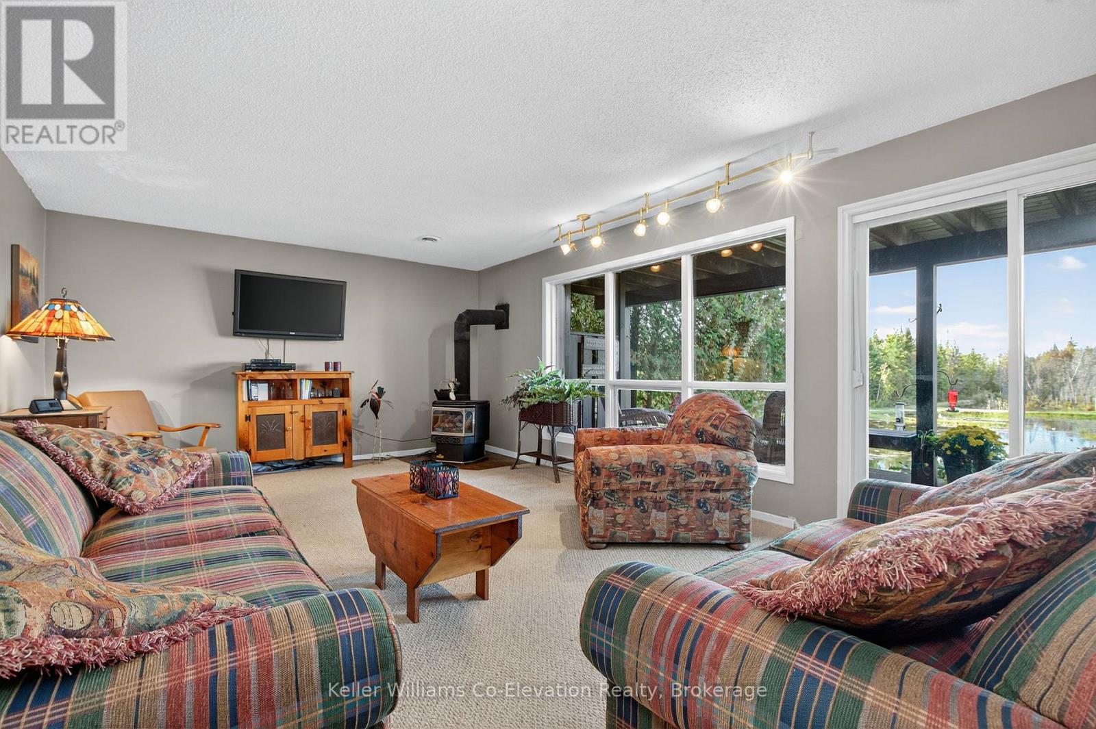 407047 Grey 4 Road, Grey Highlands, Ontario  N0C 1E0 - Photo 25 - X12413083