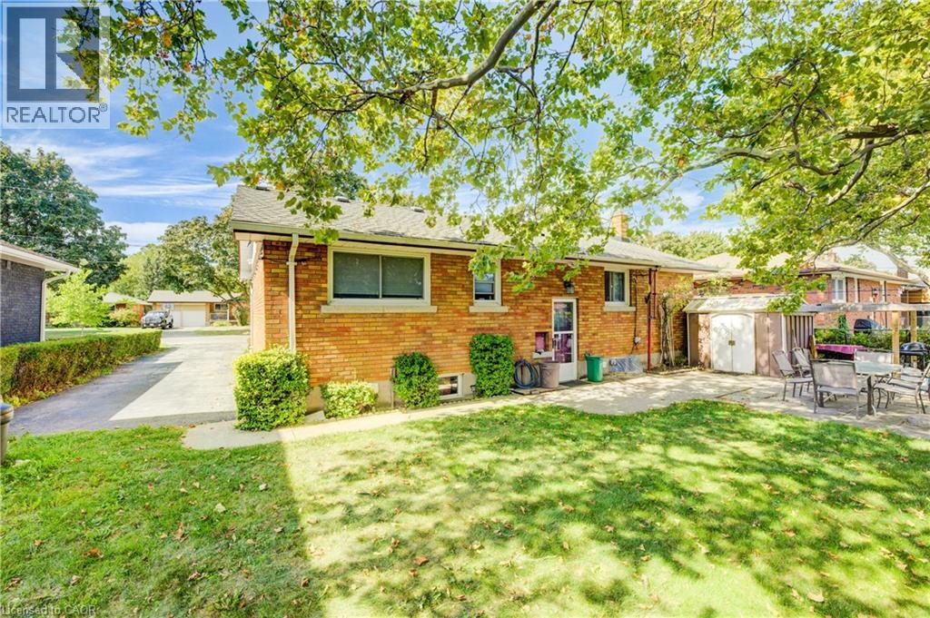 18 Edinburgh Drive, St. Catharines, Ontario  L2M 3H1 - Photo 32 - 40770161