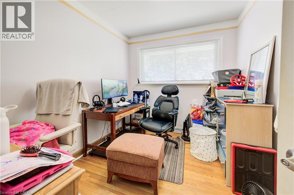 18 Edinburgh Drive, St. Catharines, Ontario  L2M 3H1 - Photo 16 - 40770161
