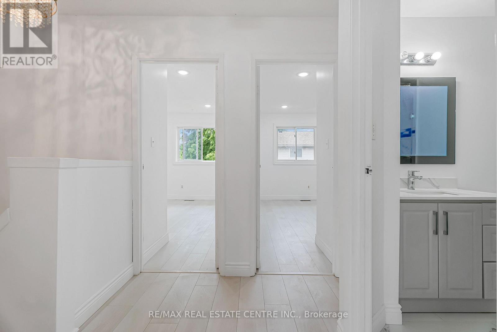 1 - 125 Sekura Crescent, Cambridge, Ontario  N1R 8B4 - Photo 15 - X12412771