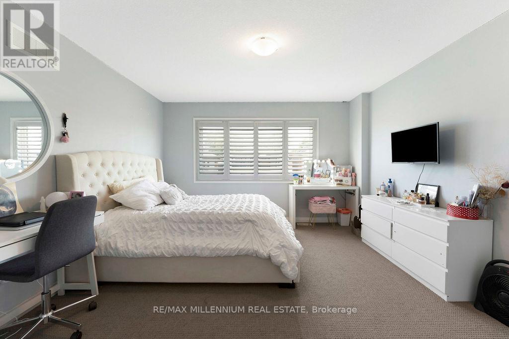 67 Lexington Avenue, Hamilton, Ontario  L8J 0L5 - Photo 21 - X12412844