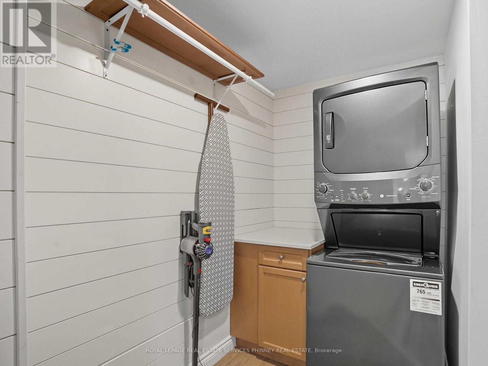 47 Livingstone Drive, Hamilton, Ontario  L9H 7S4 - Photo 35 - X12412882