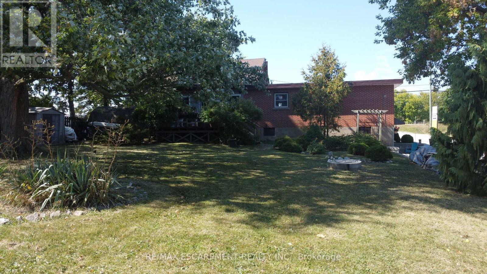 662 #6 Highway, Haldimand, Ontario  N3W 1M6 - Photo 19 - X12412897