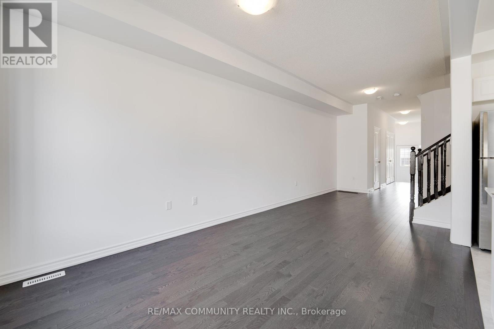 110 Morgan Avenue, Southgate, Ontario  N0C 1B0 - Photo 13 - X12412908