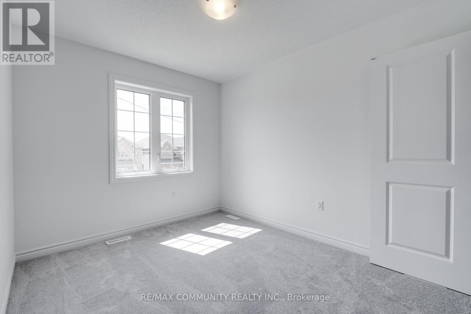 110 Morgan Avenue, Southgate, Ontario  N0C 1B0 - Photo 22 - X12412908