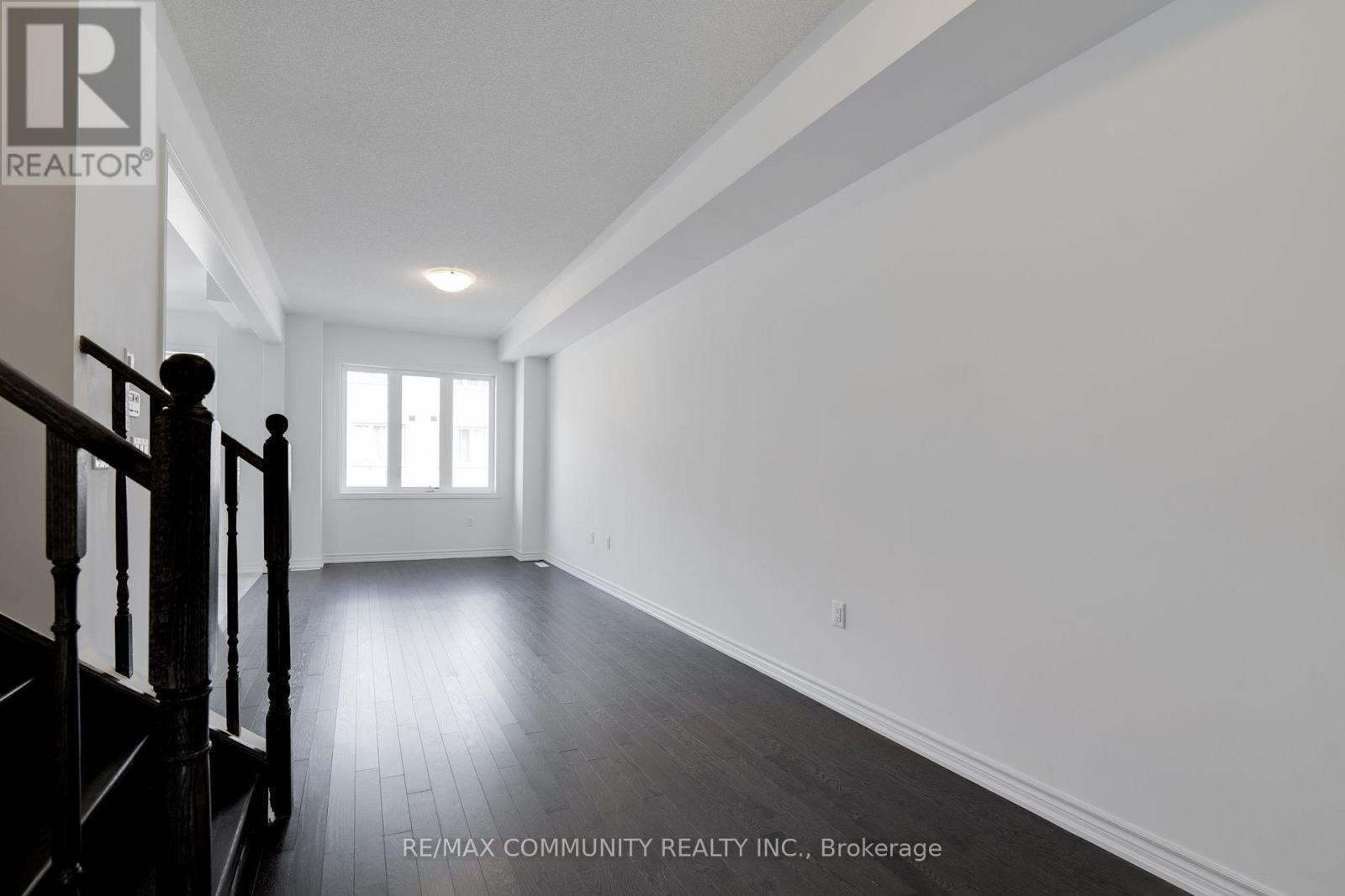 110 Morgan Avenue, Southgate, Ontario  N0C 1B0 - Photo 5 - X12412908