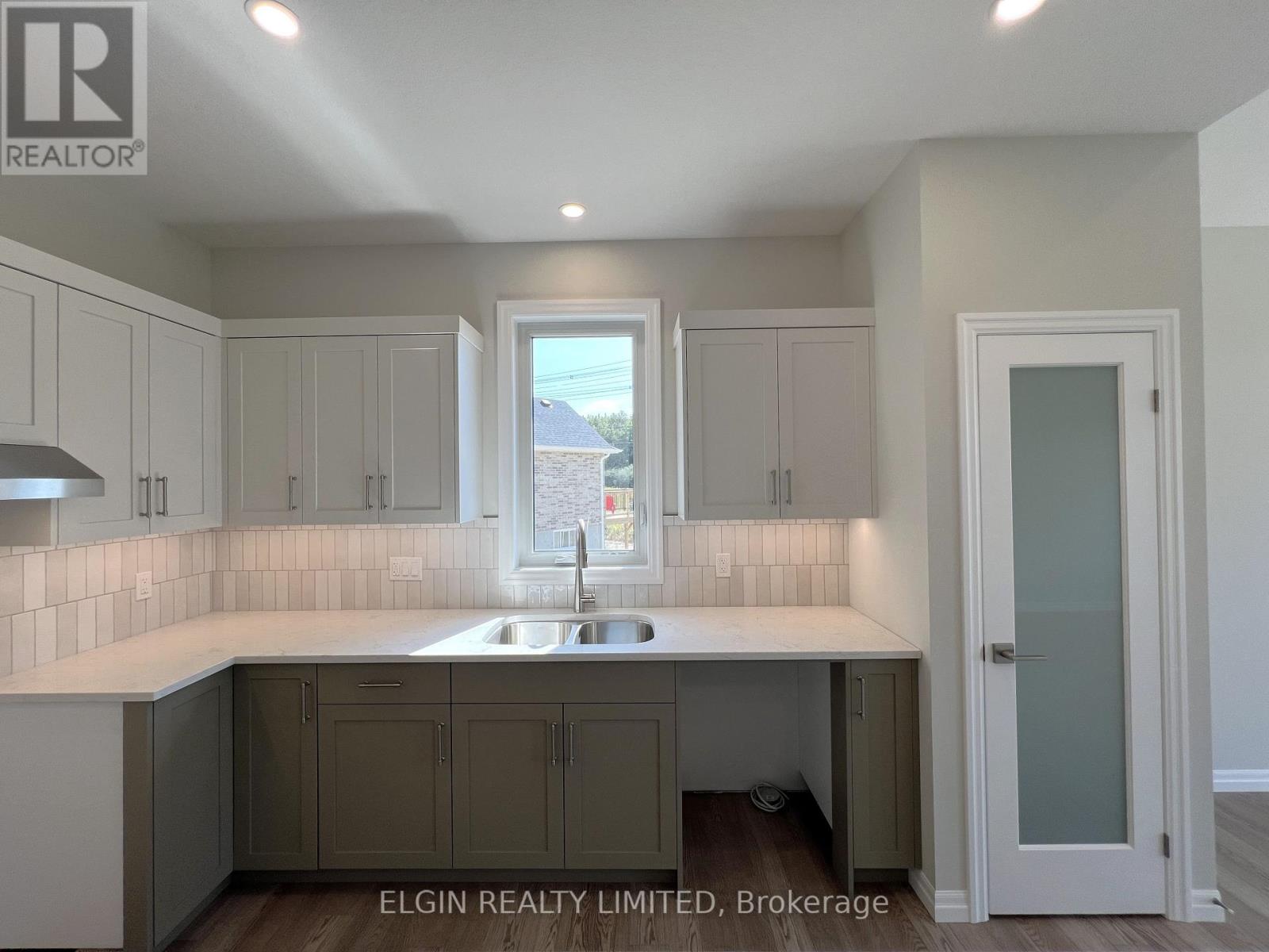 7 Columbus Court, Central Elgin, Ontario  N5P 0E5 - Photo 14 - X12413107