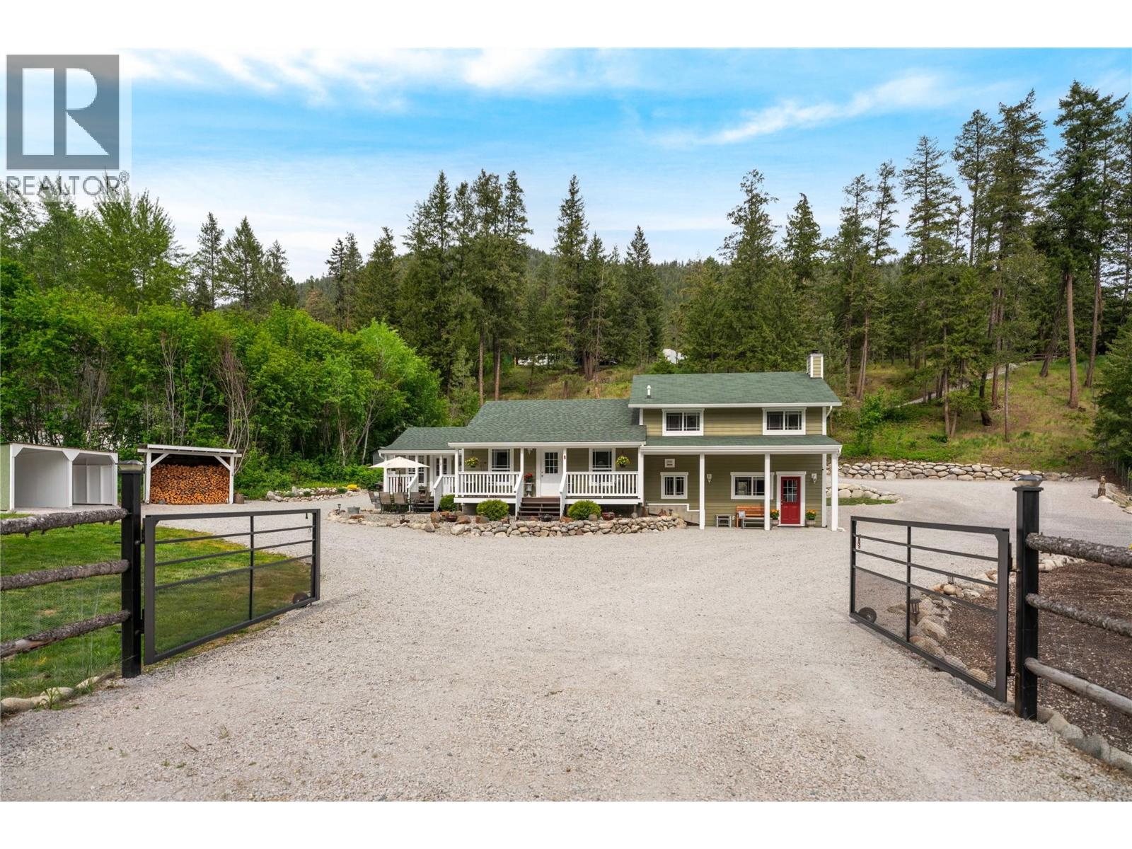 4635 Trepanier Road Peachland Photo 2