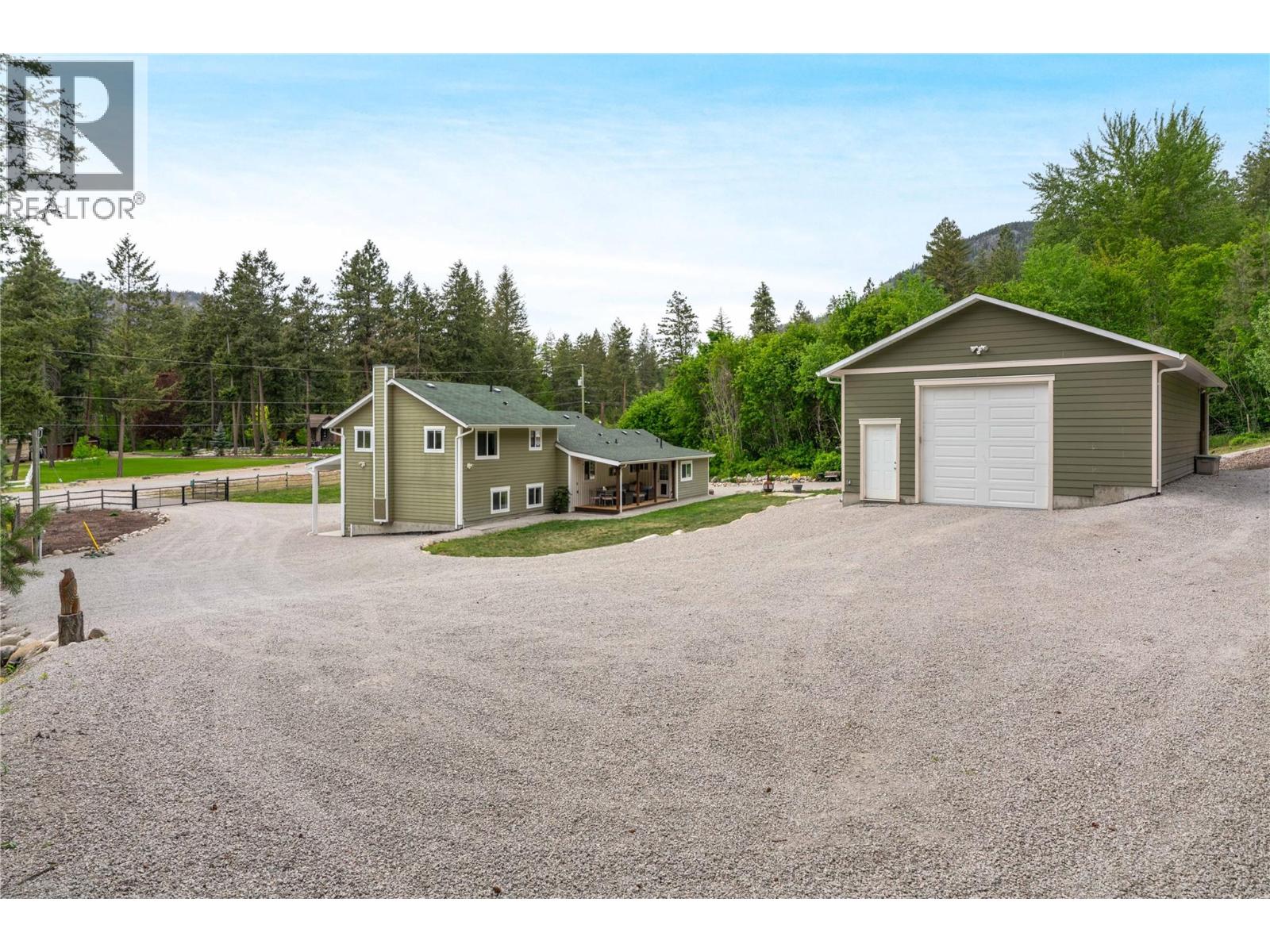4635 Trepanier Road Peachland Photo 4