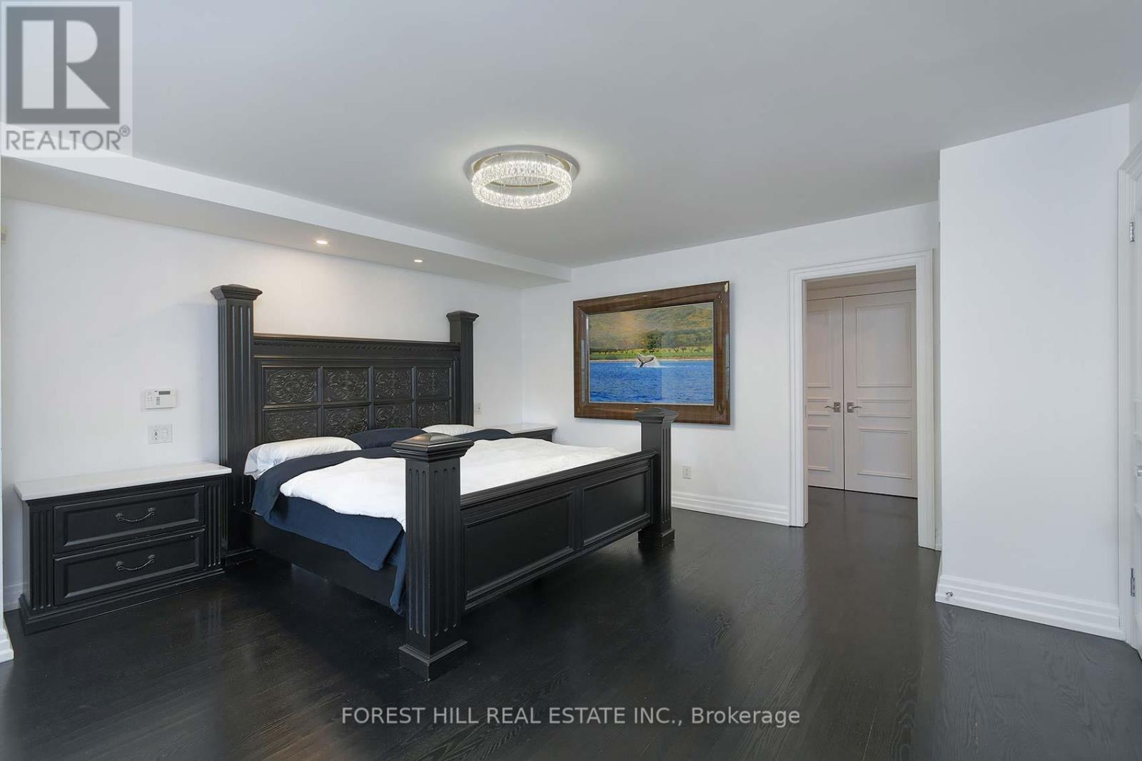 16 Forest Ridge Drive, Toronto, Ontario  M6B 1H1 - Photo 24 - C12413020