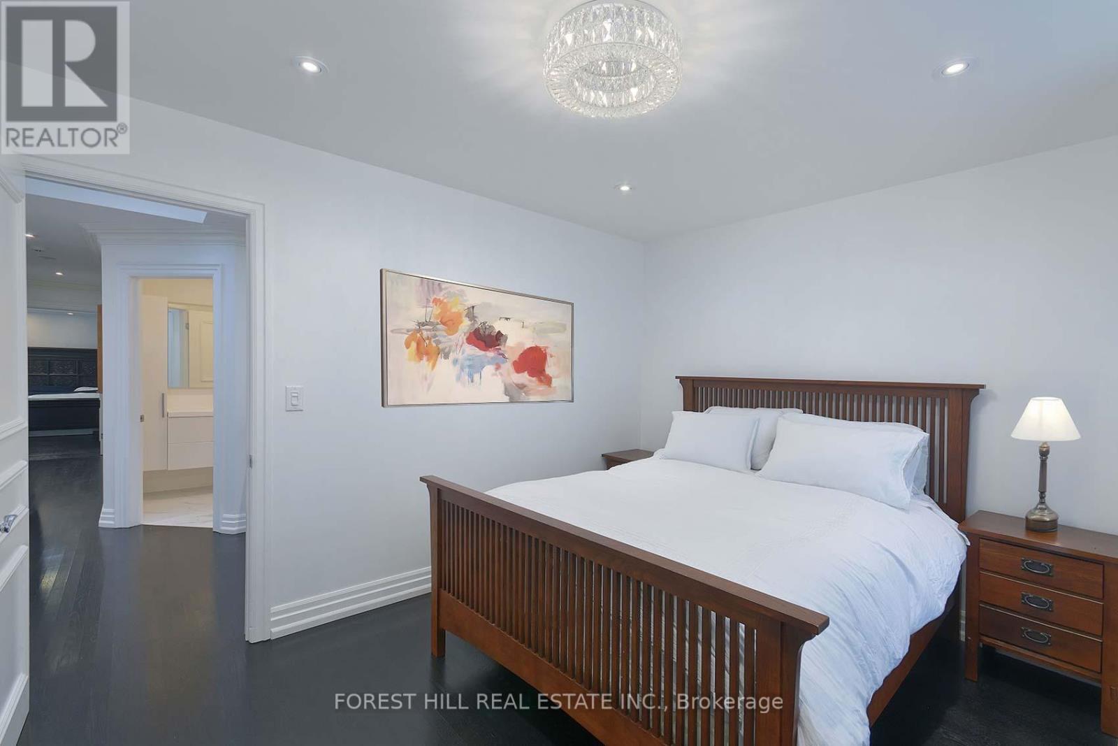 16 Forest Ridge Drive, Toronto, Ontario  M6B 1H1 - Photo 35 - C12413020