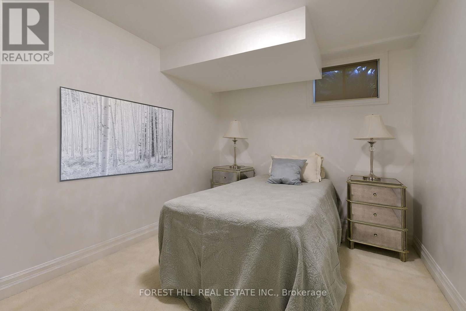 16 Forest Ridge Drive, Toronto, Ontario  M6B 1H1 - Photo 41 - C12413020