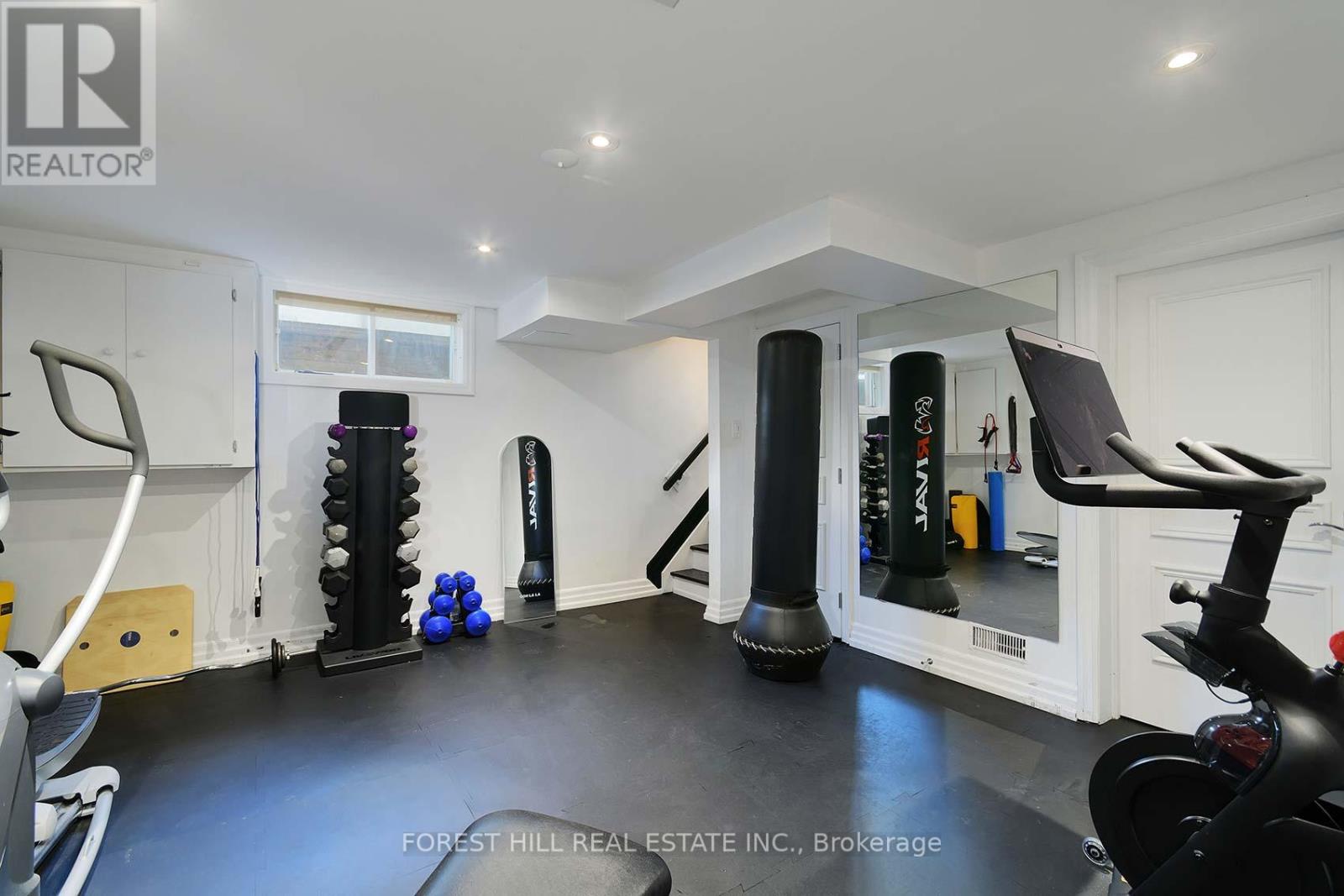 16 Forest Ridge Drive, Toronto, Ontario  M6B 1H1 - Photo 44 - C12413020