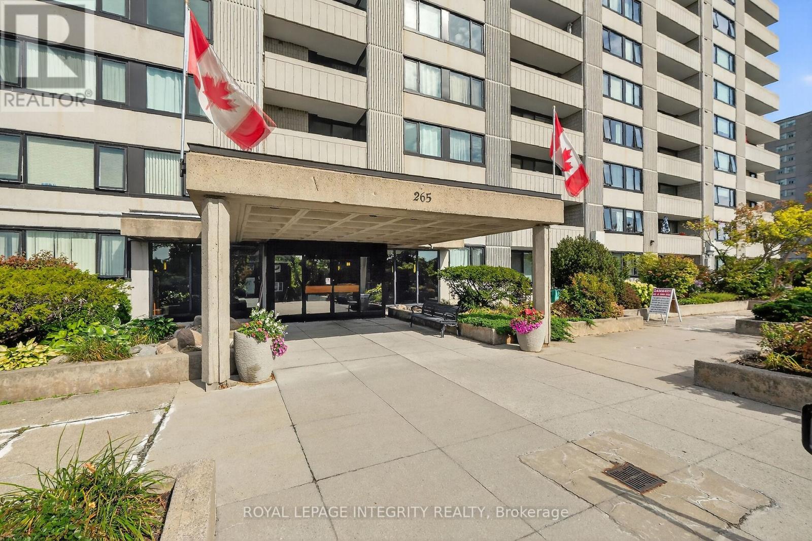 704 - 265 Poulin Avenue, Ottawa, Ontario  K2B 7Y8 - Photo 4 - X12413035