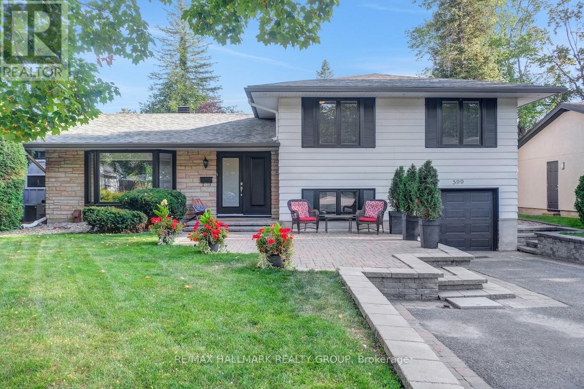 599 DUFF CRESCENT, Ottawa, Ontario