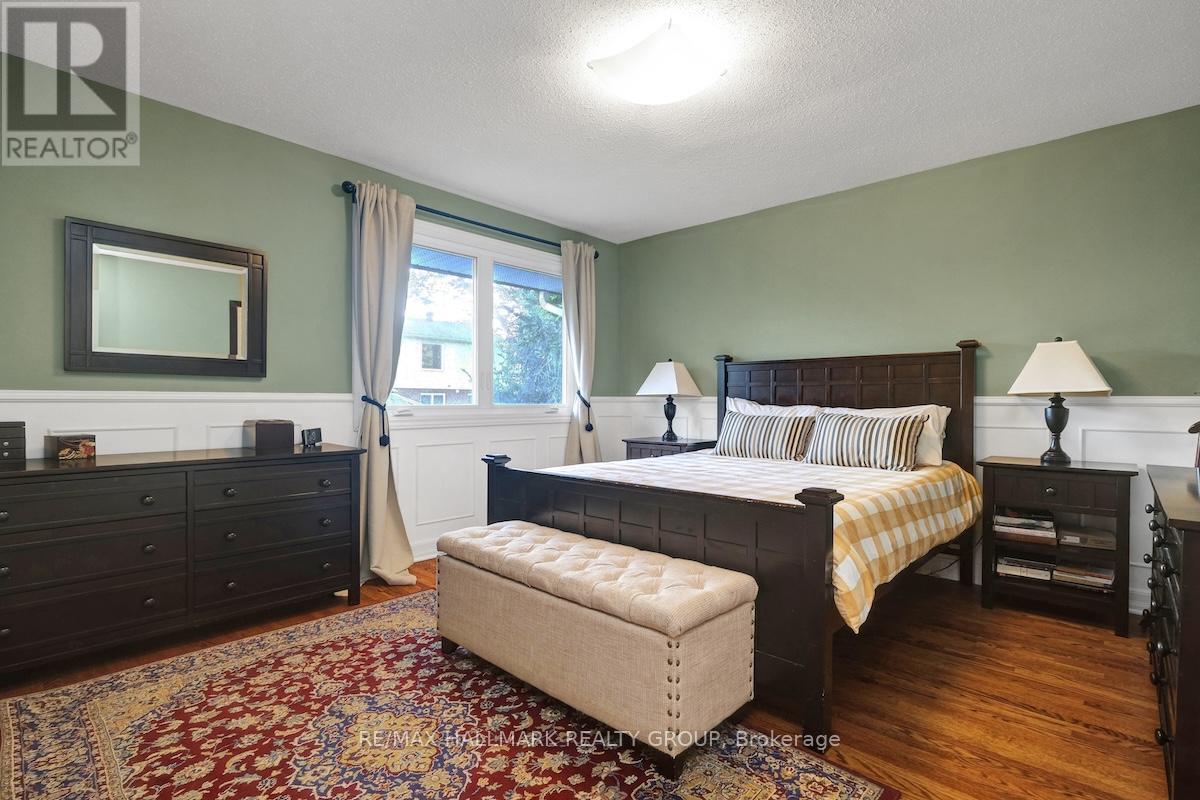 599 Duff Crescent, Ottawa, Ontario  K1J 7C6 - Photo 17 - X12413073