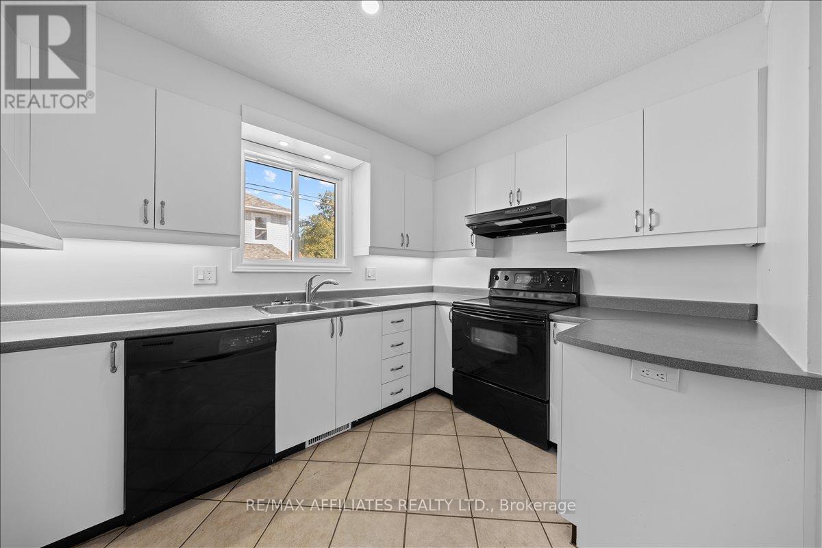 782 Powers Street, Clarence-Rockland, Ontario  K4K 1L5 - Photo 13 - X12413076