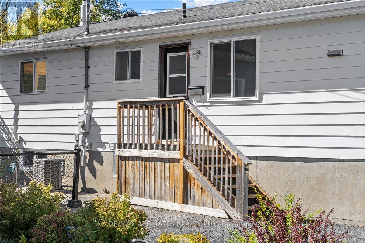 782 Powers Street, Clarence-Rockland, Ontario  K4K 1L5 - Photo 3 - X12413076