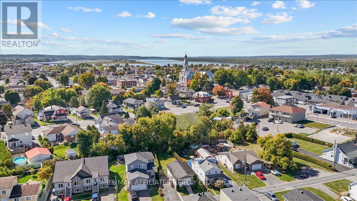 782 Powers Street, Clarence-Rockland, Ontario  K4K 1L5 - Photo 43 - X12413076