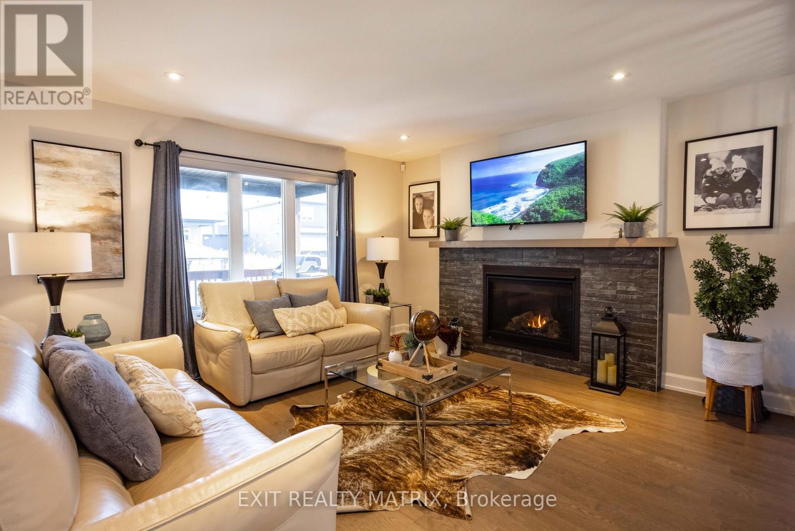 521 Marseille Street, Russell, Ontario  K0A 1W0 - Photo 10 - X12413089