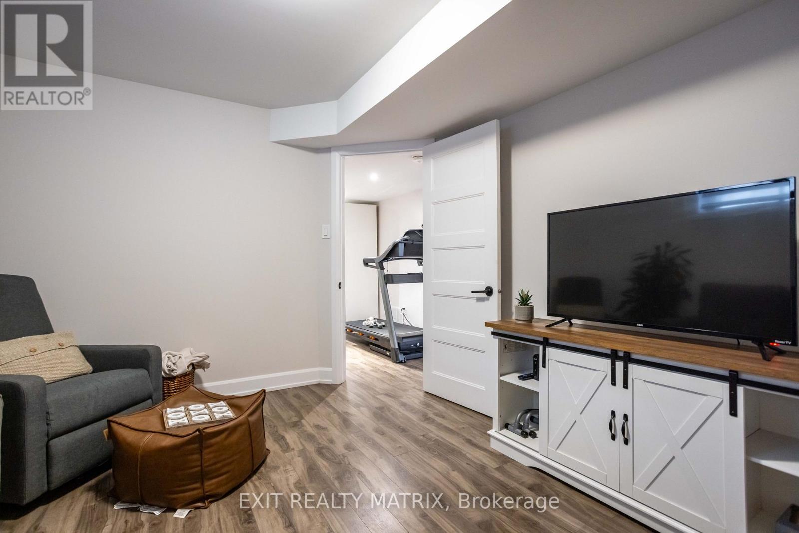 521 Marseille Street, Russell, Ontario  K0A 1W0 - Photo 31 - X12413089
