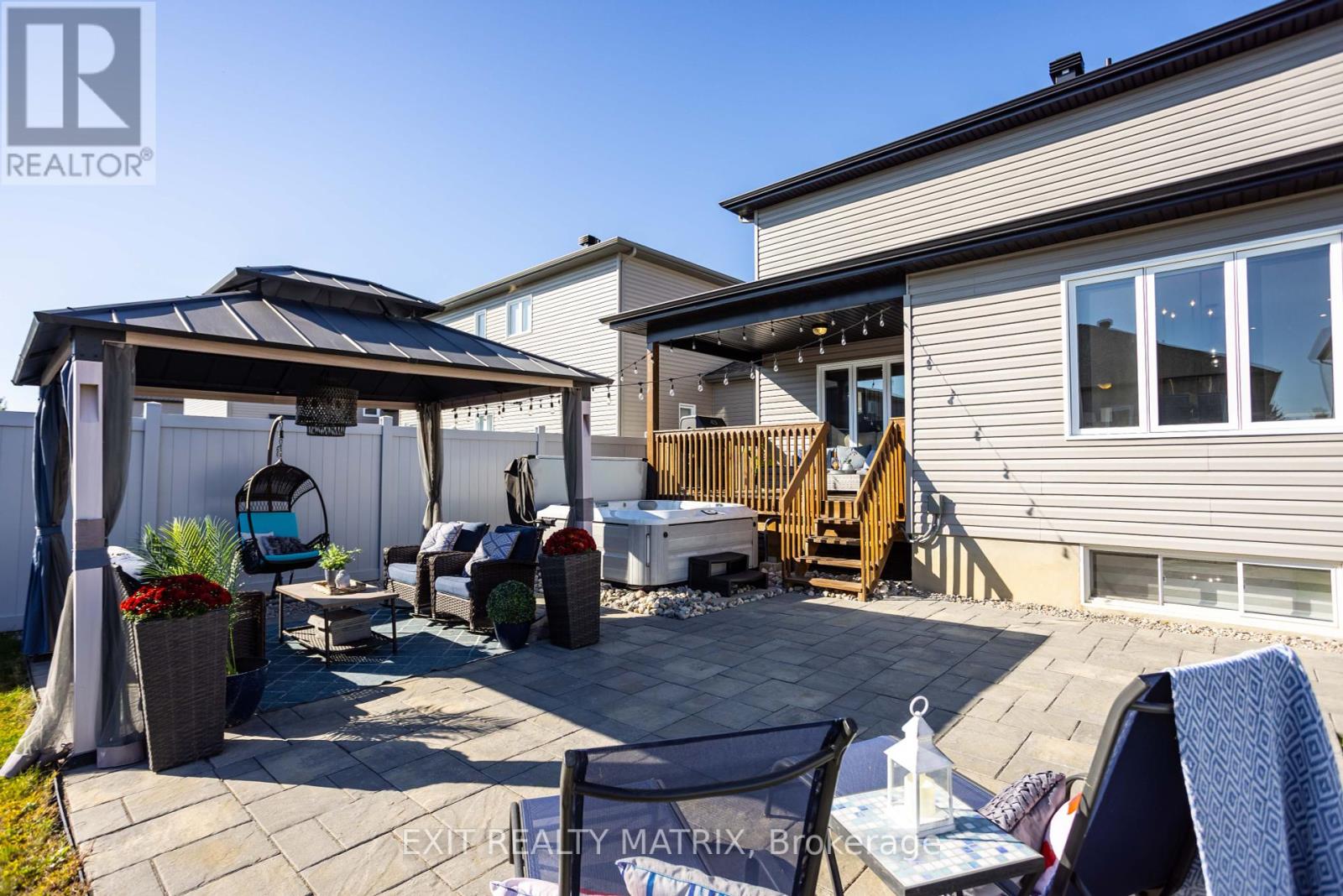 521 Marseille Street, Russell, Ontario  K0A 1W0 - Photo 40 - X12413089