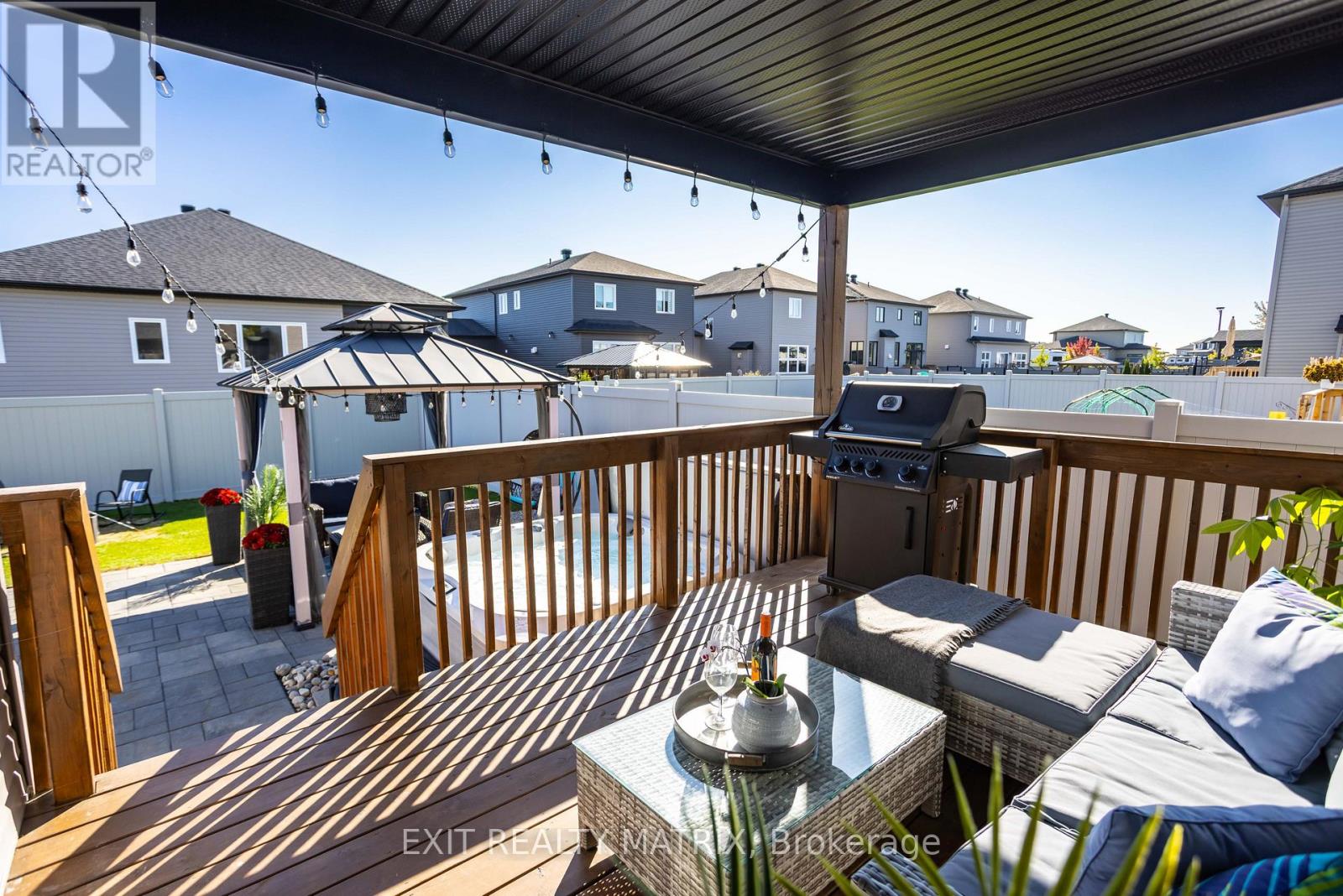 521 Marseille Street, Russell, Ontario  K0A 1W0 - Photo 43 - X12413089