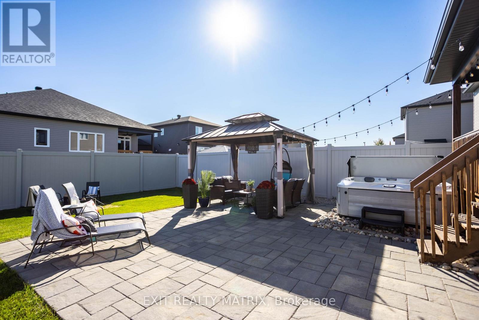 521 Marseille Street, Russell, Ontario  K0A 1W0 - Photo 45 - X12413089