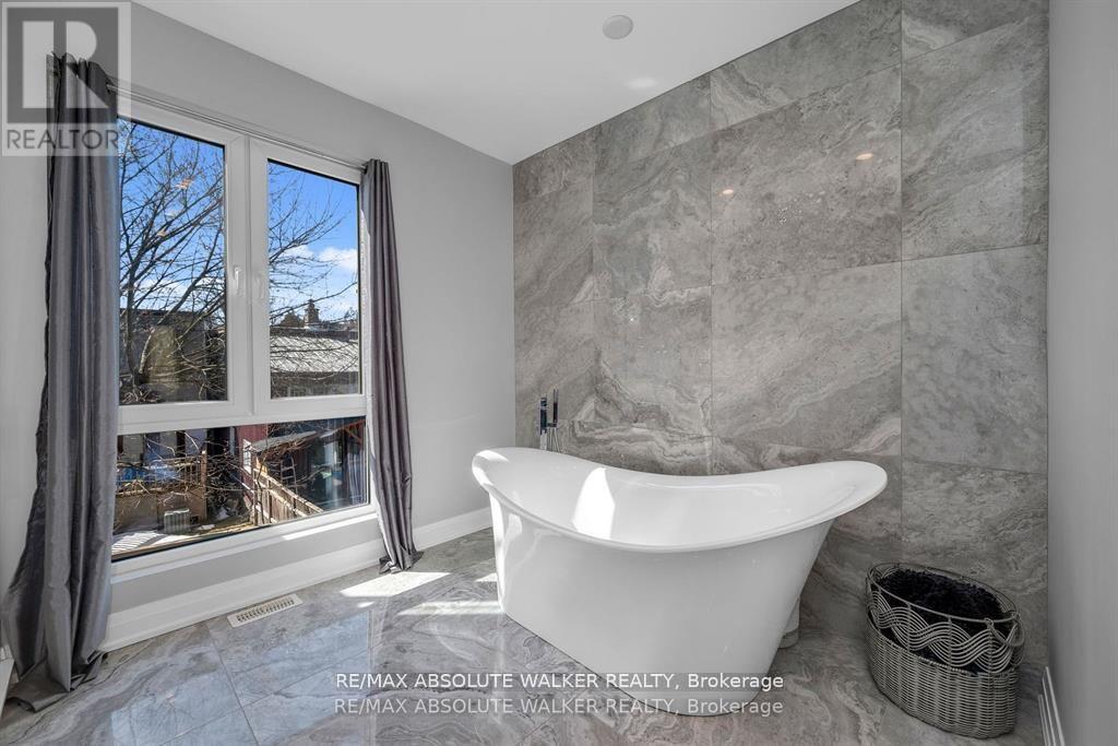 658 O'connor Street, Ottawa, Ontario  K1S 3R8 - Photo 26 - X12413117