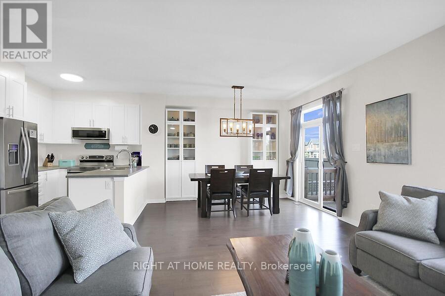 507 Radiant Private, Ottawa, Ontario  K2M 0M9 - Photo 10 - X12413170