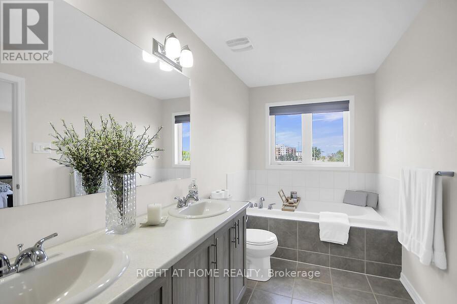 507 Radiant Private, Ottawa, Ontario  K2M 0M9 - Photo 24 - X12413170