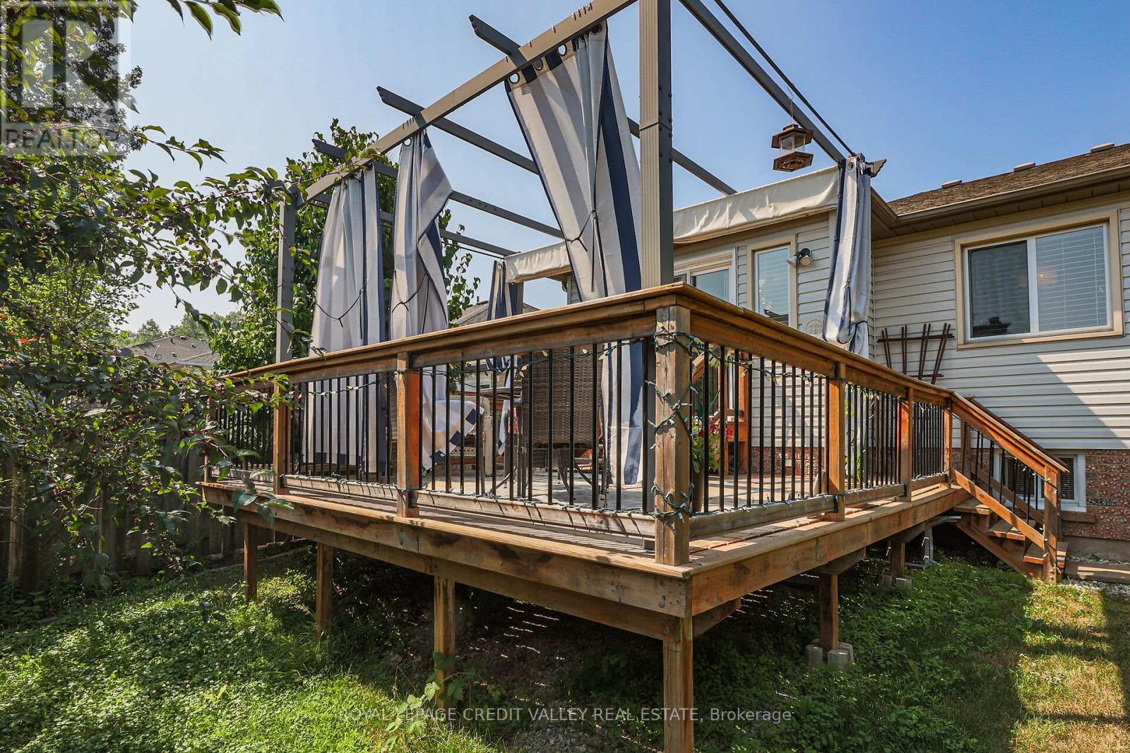 11 Jefferson Court W, Welland, Ontario  L3C 7G5 - Photo 32 - X12409131