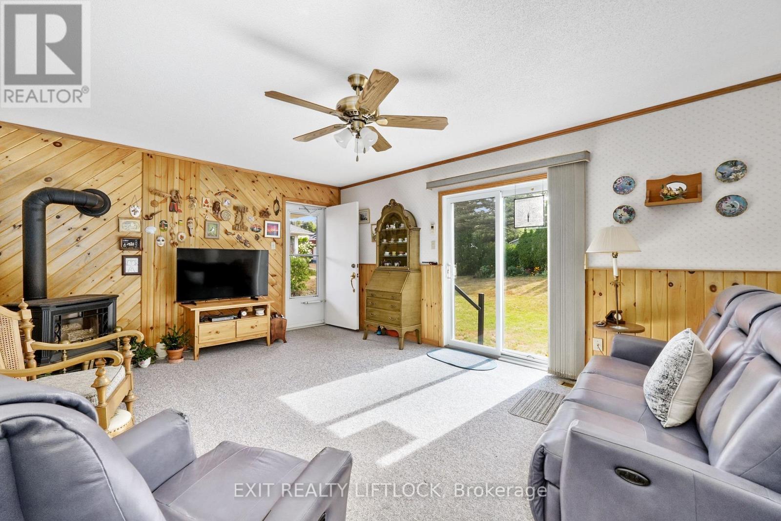 12 Victoria Avenue, Smith-Ennismore-Lakefield, Ontario  K0L 2H0 - Photo 12 - X12403946